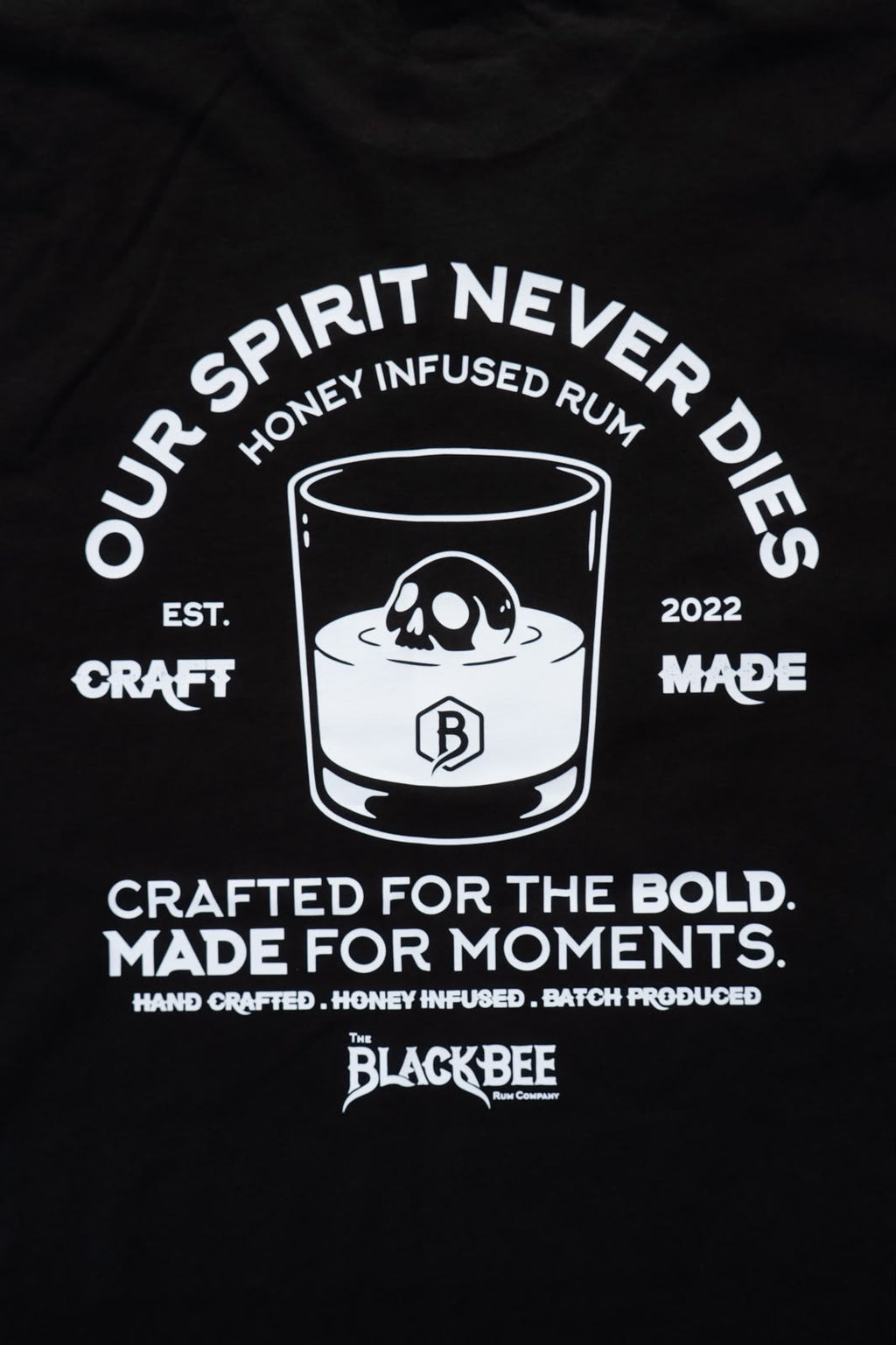 Our Spirit Never Dies – Oversized T-Shirt in Black