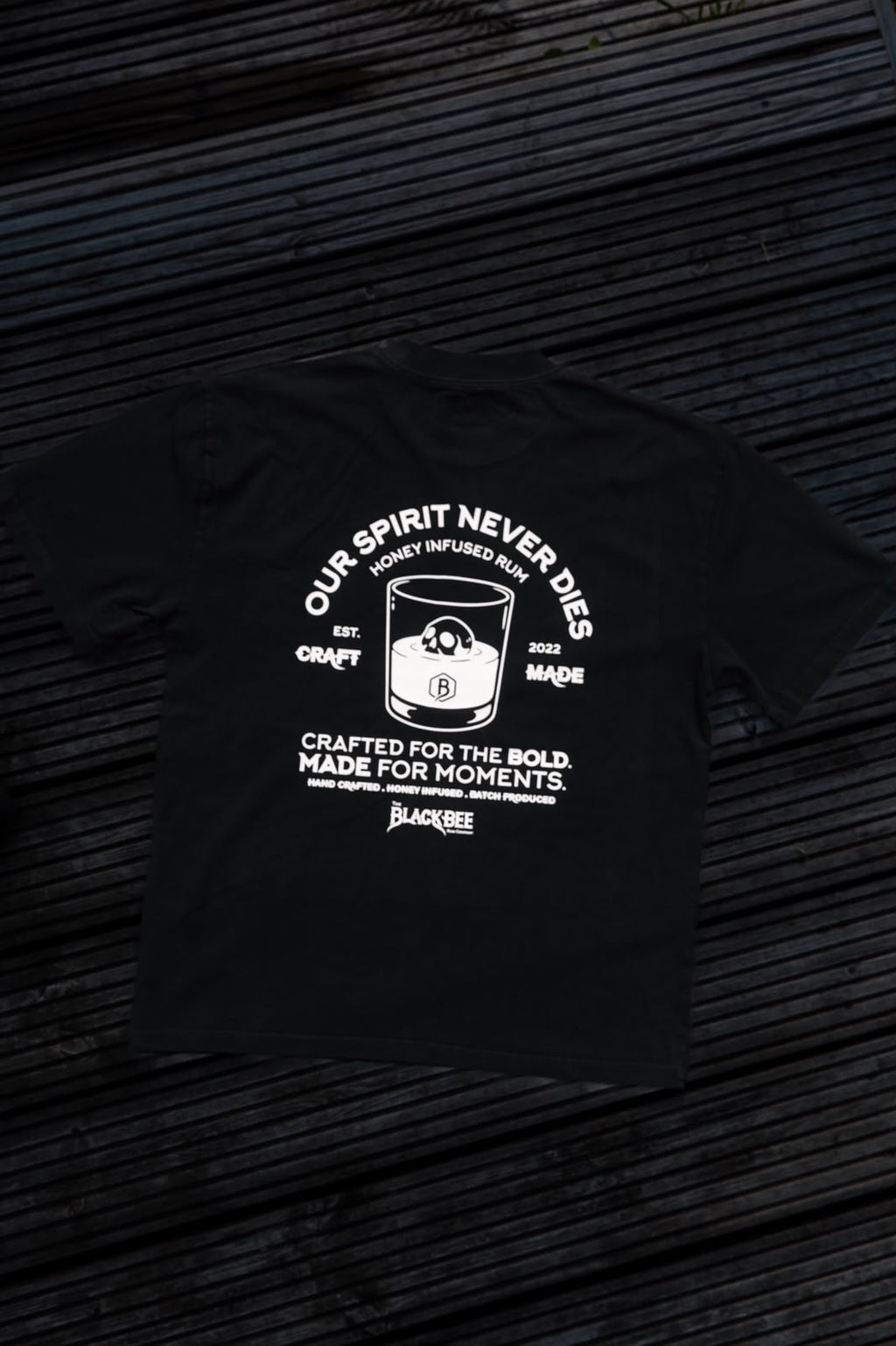 Our Spirit Never Dies – Oversized T-Shirt in Black