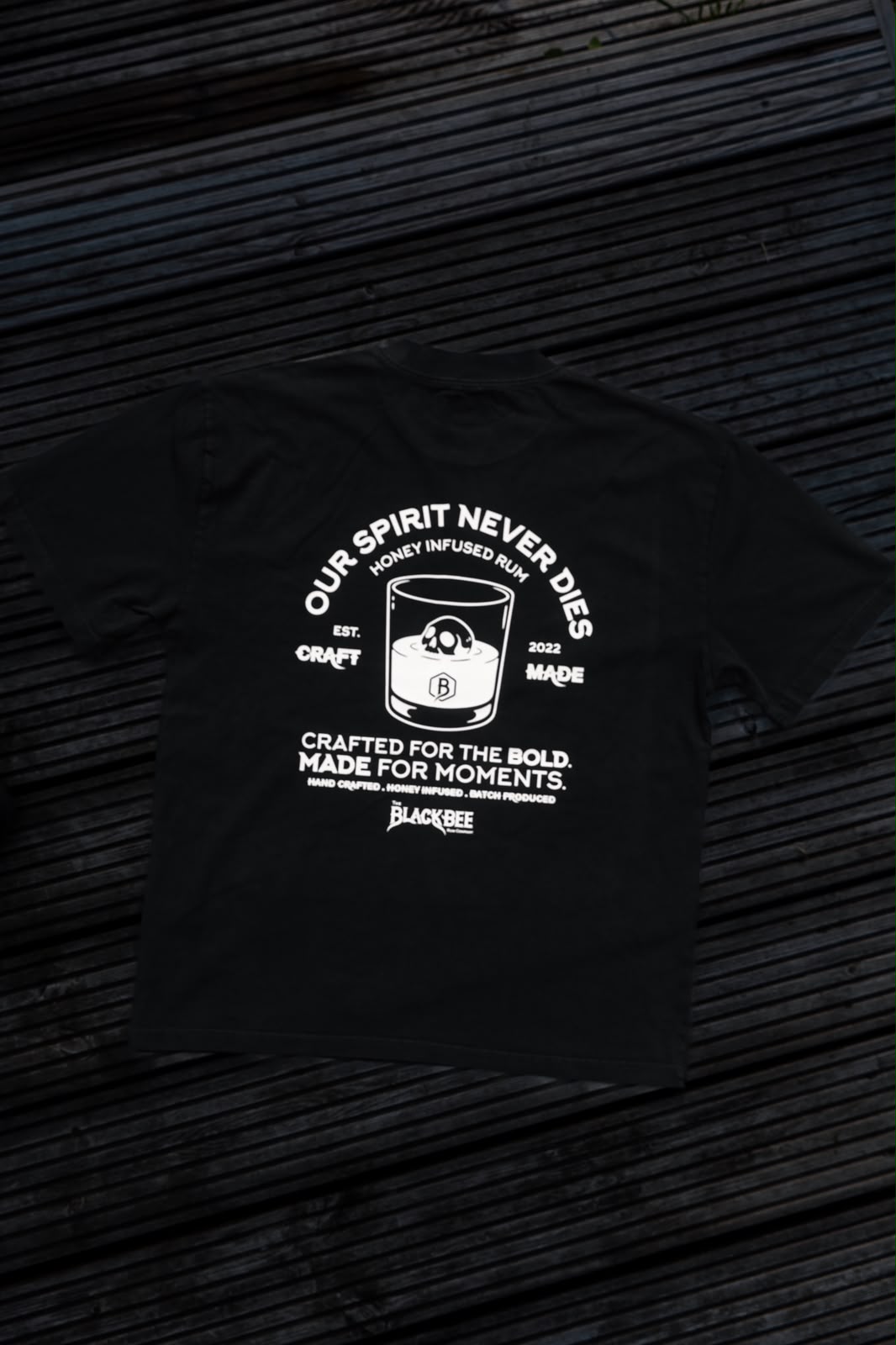 Our Spirit Never Dies – Oversized T-Shirt in Black
