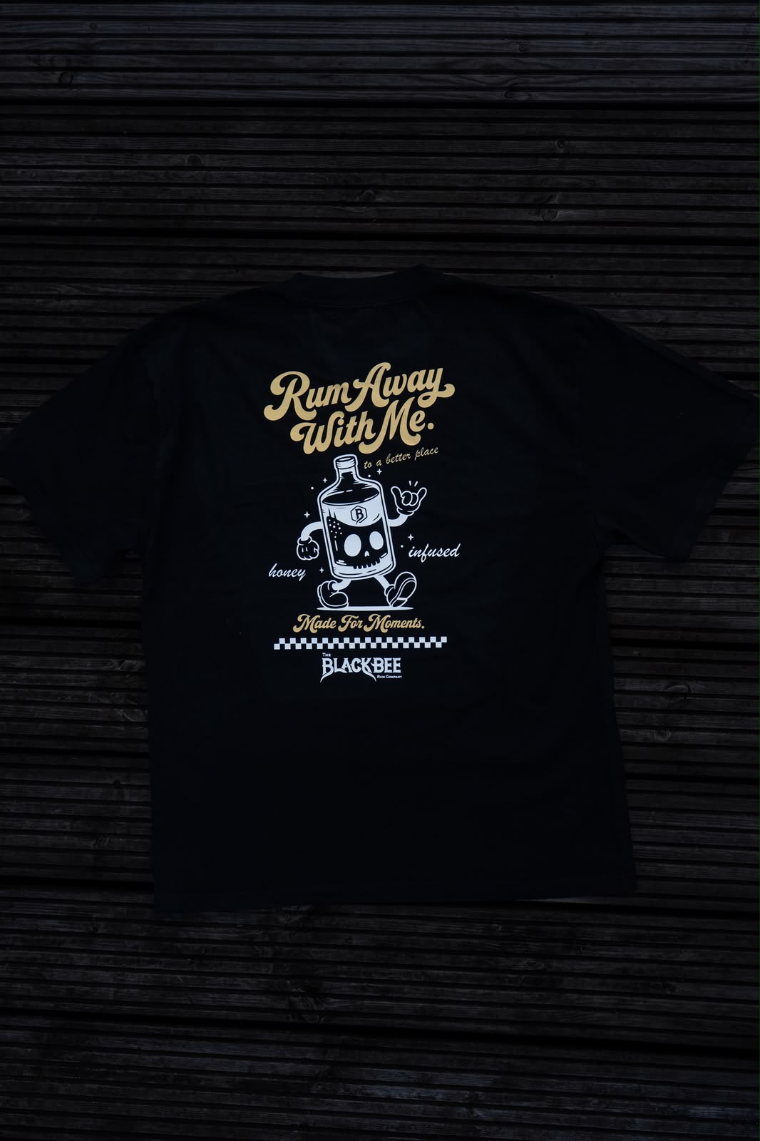 Rum Away With Me – Oversized T-Shirt in Black