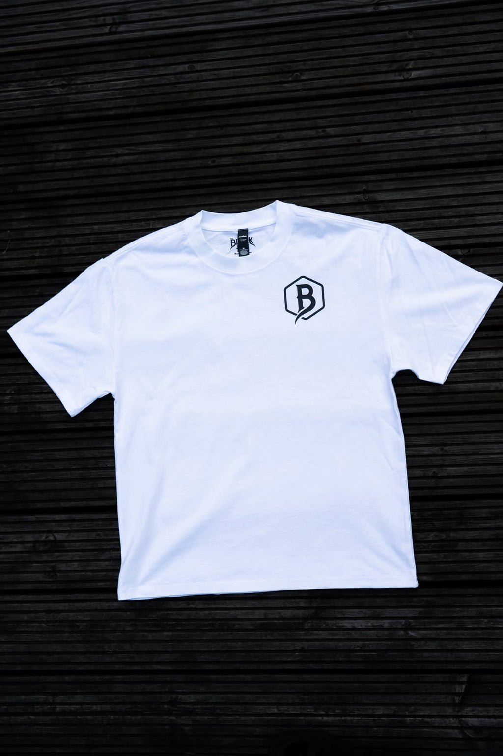 Our Spirit Never Dies – Oversized T-Shirt in White